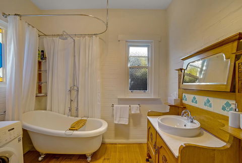 Gorgeous Hobart Accommodation - Park On Park - New Town - Accommodation 4U 36