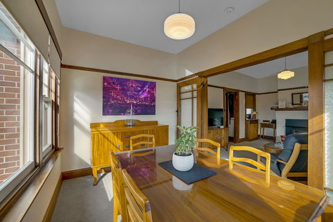 Gorgeous Hobart Accommodation - Park On Park - New Town - Accommodation 4U 16