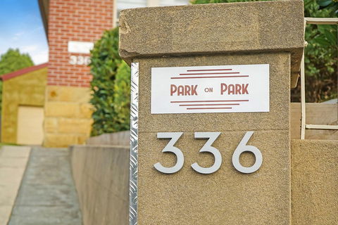 Gorgeous Hobart Accommodation - Park On Park - New Town - Accommodation 4U 4
