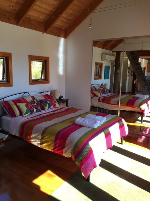 The Tree House - Accommodation 4U 0