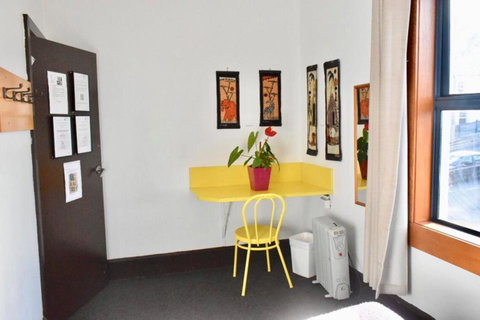 Hobart's Accommodation & Hostel - Accommodation 4U 3