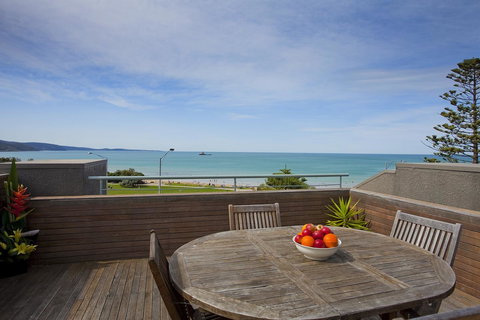 Cumberland Lorne Resort - Accommodation 4U 10