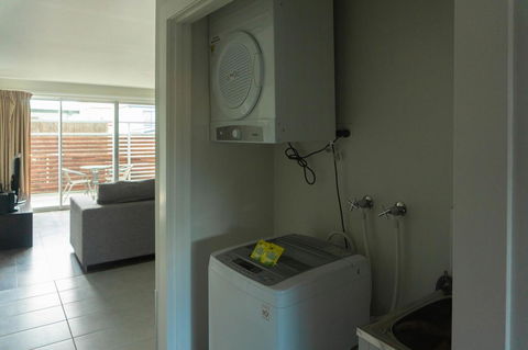 The Apollo - Accommodation 4U 3
