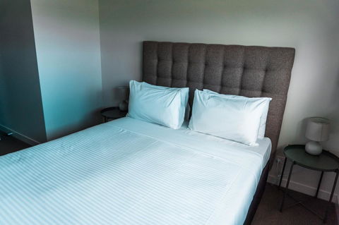 The Apollo - Accommodation 4U 5