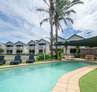 Boathouse Resort Studios and Suites - Accommodation 4U