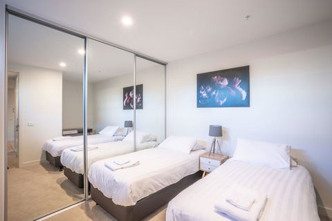 Poplar Apartments - Accommodation 4U 27