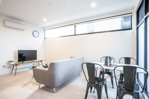 Poplar Apartments - Accommodation 4U 15