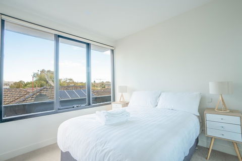 Poplar Apartments - Accommodation 4U 5