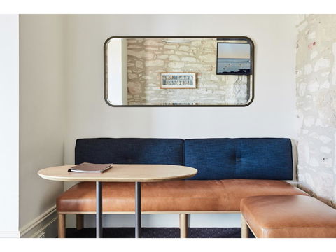 Hotel Sorrento - Accommodation 4U 12