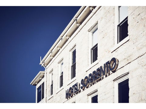 Hotel Sorrento - Accommodation 4U 24