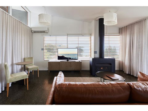 Hotel Sorrento - Accommodation 4U 6