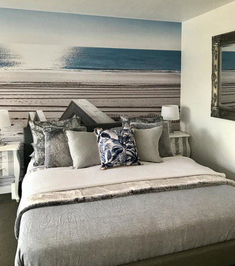 Lorne World - Accommodation 4U 10