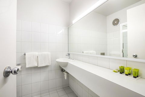 Nightcap At Matthew Flinders Hotel - Accommodation 4U 11
