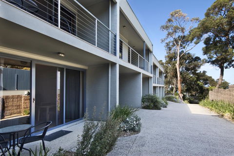 Lorne Surf Apartments - Accommodation 4U 0