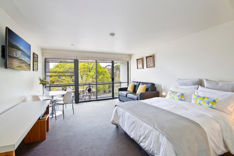 Lorne Bay View Motel - Accommodation 4U 26