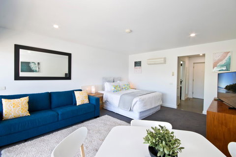 Lorne Bay View Motel - Accommodation 4U 36