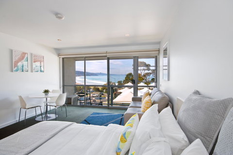Lorne Bay View Motel - Accommodation 4U 15