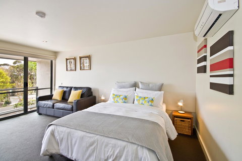 Lorne Bay View Motel - Accommodation 4U 25