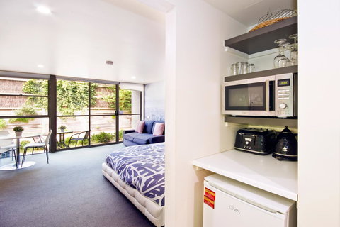Lorne Bay View Motel - Accommodation 4U 42