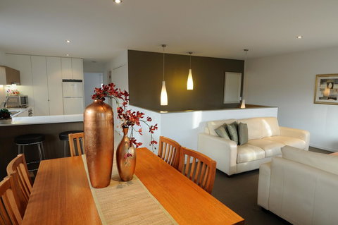The Victoria Apartments - Accommodation 4U 14