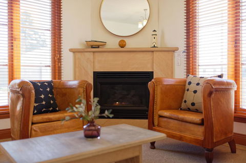 54 On Bank - Accommodation 4U 16