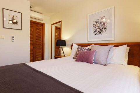 54 On Bank - Accommodation 4U 25