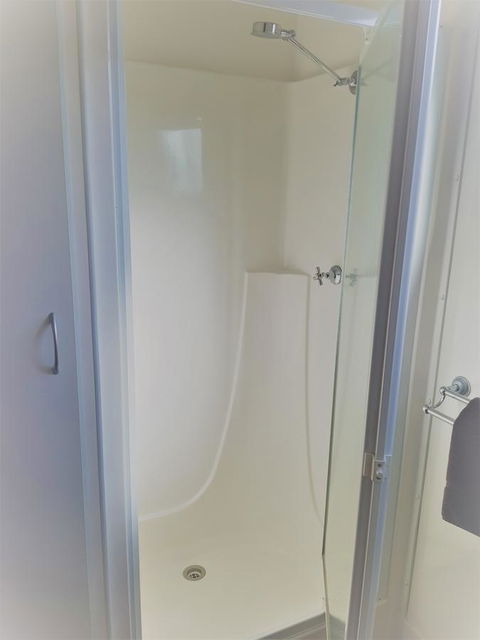 Tasman Holiday Parks - Geelong - Accommodation 4U 6