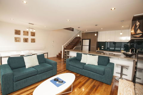 7 Falls Apartments - Accommodation 4U 4