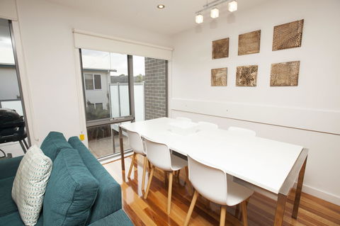 7 Falls Apartments - Accommodation 4U 8