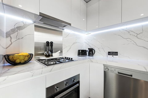 Manhattan Apartments - Caulfield North - Accommodation 4U 22