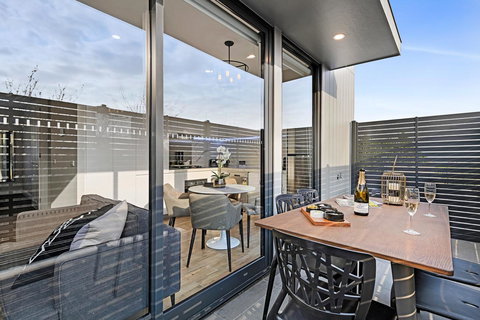 Manhattan Apartments - Caulfield North - Accommodation 4U 17