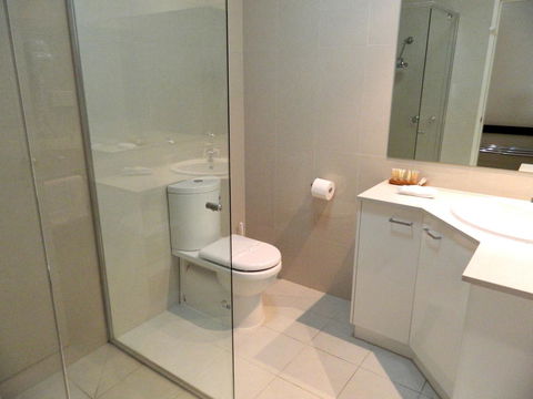 Ciloms Airport Lodge - Accommodation 4U 32