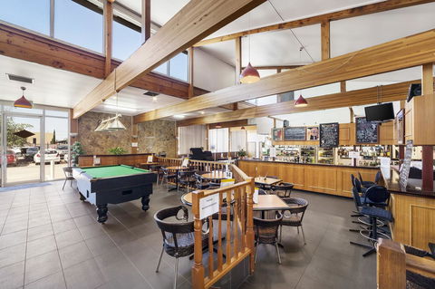Ciloms Airport Lodge - Accommodation 4U 19