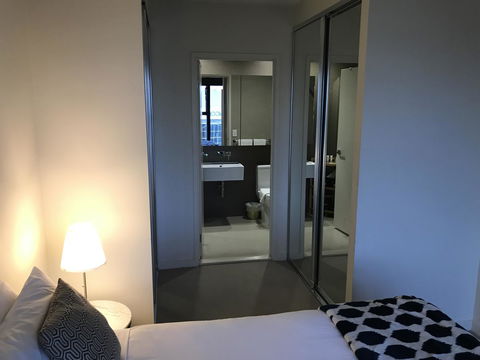 Winston Apartments - Accommodation 4U 9