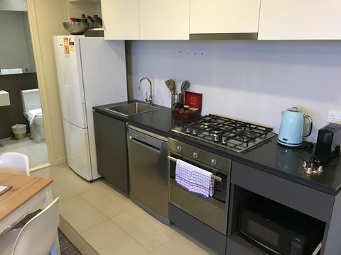 Winston Apartments - Accommodation 4U 16