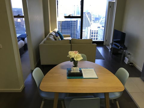 Winston Apartments - Accommodation 4U 10