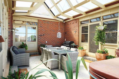 Oxford Rise Apartment - Accommodation 4U 15