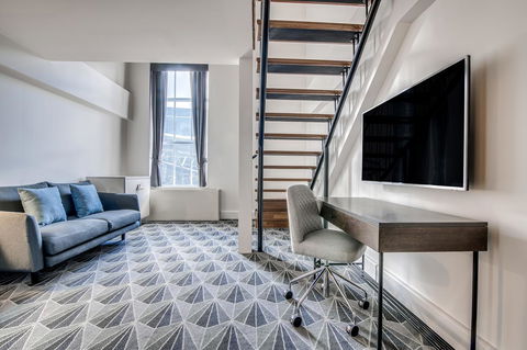 The Savoy Hotel On Little Collins Melbourne - Accommodation 4U 9