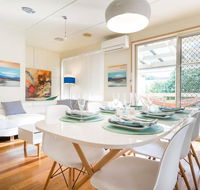 Nautique Beach House - Accommodation 4U