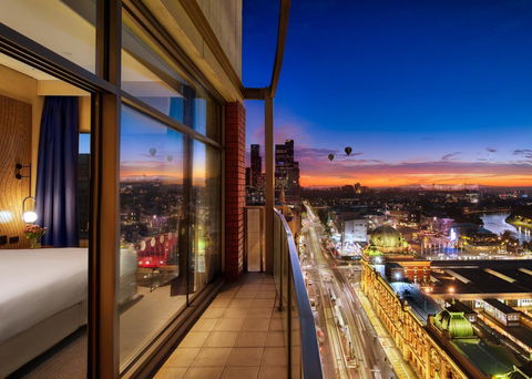 DoubleTree By Hilton Melbourne - Accommodation 4U 1