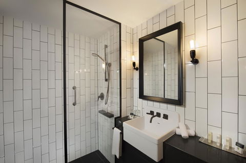 DoubleTree By Hilton Melbourne - Accommodation 4U 15