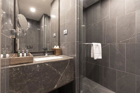 Novotel Melbourne Central - Accommodation 4U 6