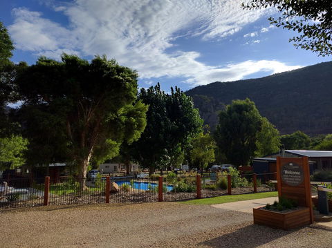 Halls Gap Lakeside Tourist Park - Accommodation 4U 0
