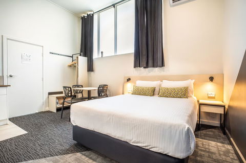 Nightcap At Seaford Hotel - Accommodation 4U 12