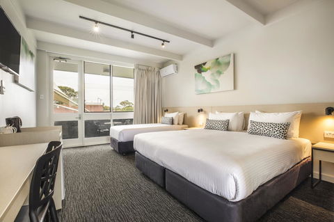 Nightcap At Seaford Hotel - Accommodation 4U 1