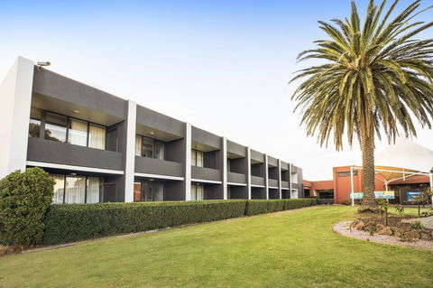 Nightcap At Seaford Hotel - Accommodation 4U 6