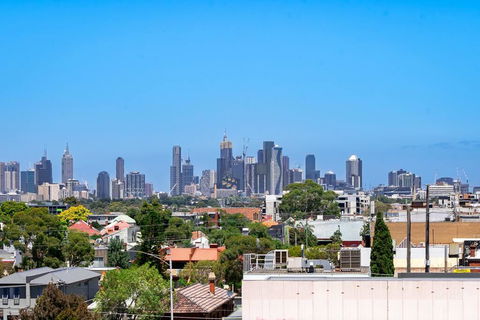Artel Apartments Brunswick - Accommodation 4U 1