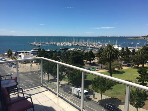 Geelong Waterfront Penthouse Apartment - Accommodation 4U 1