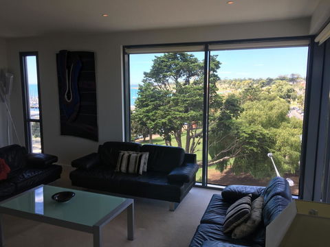Geelong Waterfront Penthouse Apartment - Accommodation 4U 5