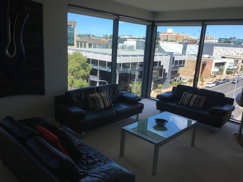 Geelong Waterfront Penthouse Apartment - Accommodation 4U 9